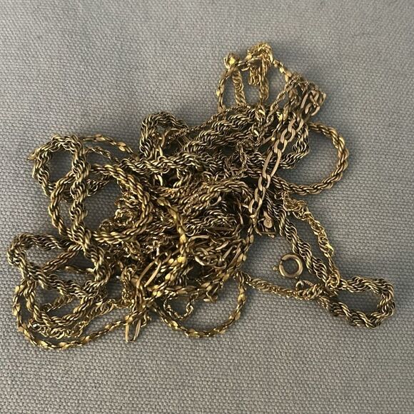 Elegant Gold Filled  Chain Necklace - Picture 3 of 3